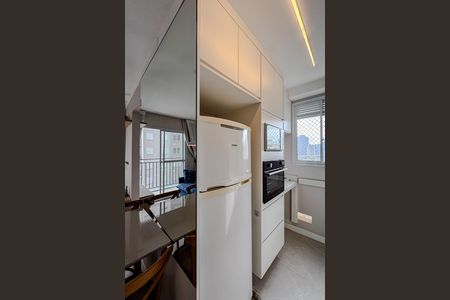Apartamento para alugar com 37m², 2 quartos e sem vaga Apartamento para alugar com 37m², 2 quartos e sem vagaCozinha e Área de Serviço