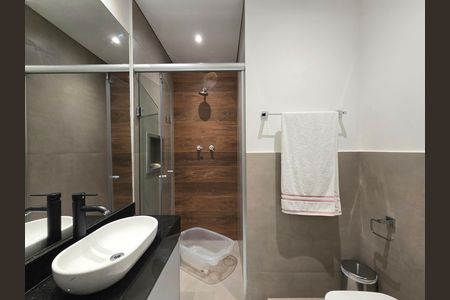 Apartamento para alugar com 220m², 4 quartos e 3 vagasBanheiro da Suíte 3