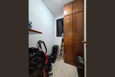 Apartamento para alugar com 220m², 4 quartos e 3 vagasQuarto de Serviço