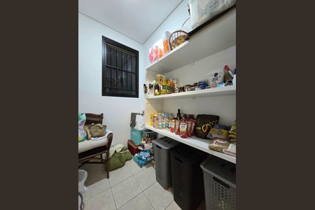 Apartamento para alugar com 220m², 4 quartos e 3 vagasDespensa