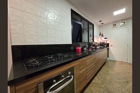 Apartamento para alugar com 220m², 4 quartos e 3 vagasCozinha