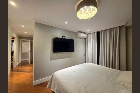 Apartamento para alugar com 220m², 4 quartos e 3 vagasSuíte 1