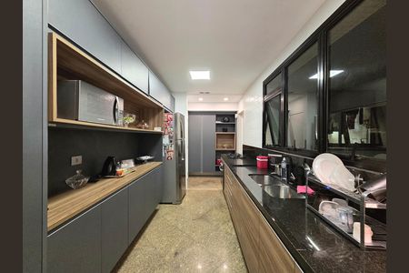 Apartamento para alugar com 220m², 4 quartos e 3 vagasCozinha