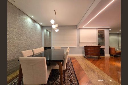 Sala de apartamento para alugar com 4 quartos, 220m² em Planalto Paulista, São Paulo