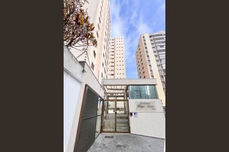 Apartamento à venda com 135m², 3 quartos e 3 vagasFachada + plaquinha