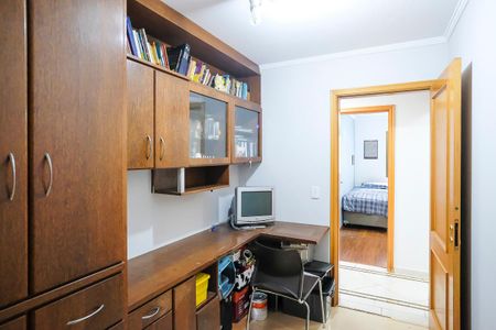 Apartamento à venda com 135m², 3 quartos e 3 vagasEscritório