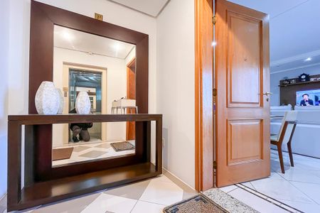 Apartamento à venda com 135m², 3 quartos e 3 vagasEntrada do apto