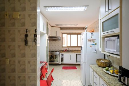 Apartamento à venda com 135m², 3 quartos e 3 vagasCozinha