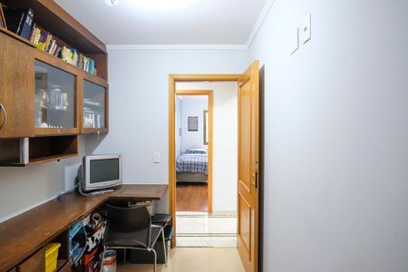 Apartamento à venda com 135m², 3 quartos e 3 vagasEscritório