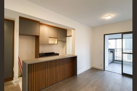 Apartamento para alugar com 70m², 2 quartos e 1 vaga Apartamento para alugar com 70m², 2 quartos e 1 vagaSala