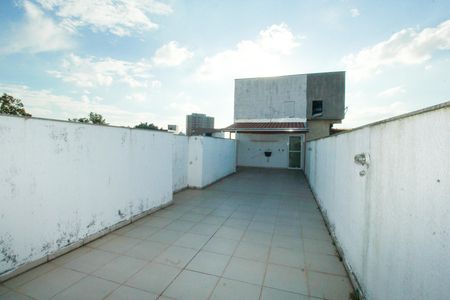 Apartamento para alugar com 140m², 2 quartos e 2 vagas Apartamento para alugar com 140m², 2 quartos e 2 vagasCobertura