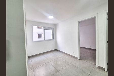 Apartamento para alugar com 33m², 2 quartos e sem vaga Apartamento para alugar com 33m², 2 quartos e sem vagaSala/Cozinha