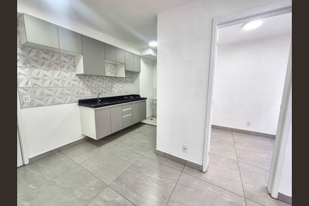 Apartamento para alugar com 33m², 2 quartos e sem vaga Apartamento para alugar com 33m², 2 quartos e sem vagaSala/Cozinha