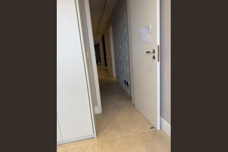 Corredor de apartamento à venda com 3 quartos, 140m² em Ipiranga, São Paulo