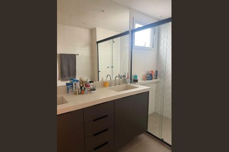 Apartamento à venda com 140m², 3 quartos e 3 vagas Apartamento à venda com 140m², 3 quartos e 3 vagasBanheiro