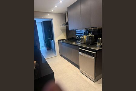 Apartamento à venda com 140m², 3 quartos e 3 vagas Apartamento à venda com 140m², 3 quartos e 3 vagasCozinha
