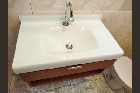 Casa para alugar com 250m², 4 quartos e 4 vagas Casa para alugar com 250m², 4 quartos e 4 vagasBanheiro 3 - Lavabo