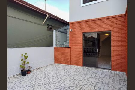 Casa para alugar com 250m², 4 quartos e 4 vagas Casa para alugar com 250m², 4 quartos e 4 vagasTerraço