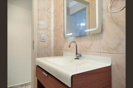 Casa para alugar com 250m², 4 quartos e 4 vagas Casa para alugar com 250m², 4 quartos e 4 vagasBanheiro 3 - Lavabo