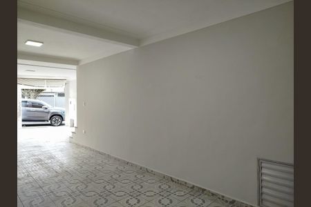 Casa para alugar com 250m², 4 quartos e 4 vagas Casa para alugar com 250m², 4 quartos e 4 vagasGaragem