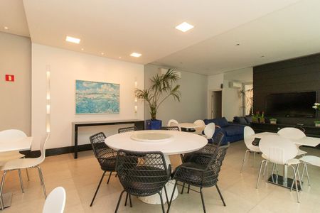 Apartamento para alugar com 233m², 4 quartos e 2 vagas Apartamento para alugar com 233m², 4 quartos e 2 vagasÁrea gourmet