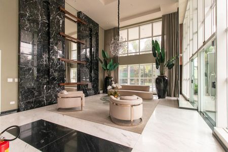 Apartamento para alugar com 233m², 4 quartos e 2 vagas Apartamento para alugar com 233m², 4 quartos e 2 vagasHall de entrada