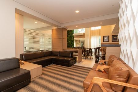 Apartamento para alugar com 233m², 4 quartos e 2 vagas Apartamento para alugar com 233m², 4 quartos e 2 vagasÁrea comum - Salão de festas