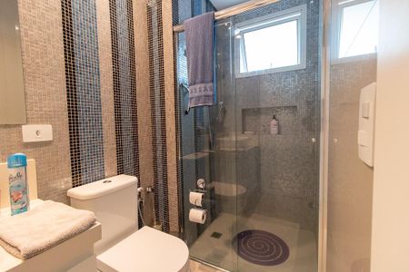 Apartamento para alugar com 233m², 4 quartos e 2 vagas Apartamento para alugar com 233m², 4 quartos e 2 vagasBanheiro da Suíte 1