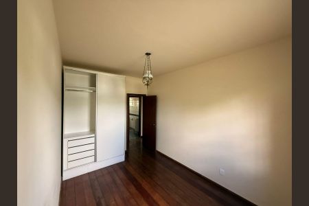 Casa para alugar com 200m², 3 quartos e 2 vagas