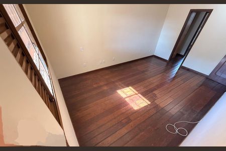 Casa para alugar com 200m², 3 quartos e 2 vagas