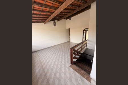 Casa para alugar com 200m², 3 quartos e 2 vagas