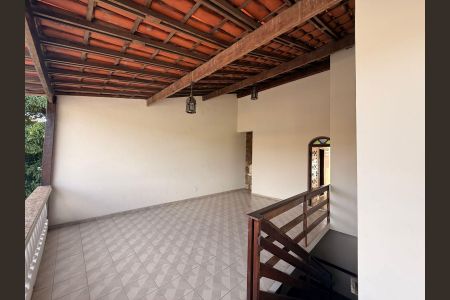 Casa para alugar com 200m², 3 quartos e 2 vagas