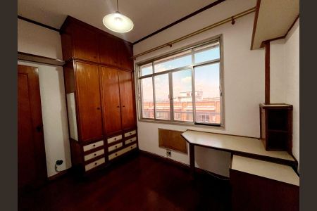 Apartamento à venda com 110m², 3 quartos e 2 vagas Apartamento à venda com 110m², 3 quartos e 2 vagasQuarto