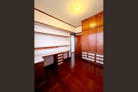 Apartamento à venda com 110m², 3 quartos e 2 vagas Apartamento à venda com 110m², 3 quartos e 2 vagasQuarto