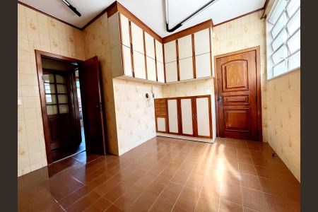 Apartamento à venda com 110m², 3 quartos e 2 vagas Apartamento à venda com 110m², 3 quartos e 2 vagasQuarto
