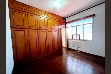 Apartamento à venda com 110m², 3 quartos e 2 vagas Apartamento à venda com 110m², 3 quartos e 2 vagasQuarto