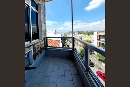 Apartamento à venda com 110m², 3 quartos e 2 vagas Apartamento à venda com 110m², 3 quartos e 2 vagasVaranda