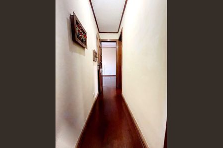 Corredor de apartamento à venda com 3 quartos, 110m² em Jardim Guanabara, Rio de Janeiro