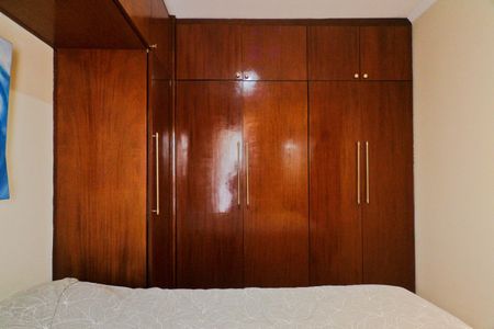 Apartamento à venda com 74m², 3 quartos e 2 vagas Apartamento à venda com 74m², 3 quartos e 2 vagasSuíte