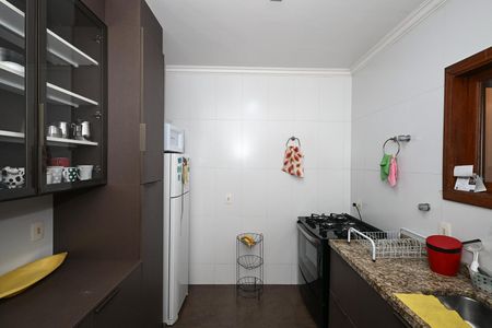 Casa para alugar com 95m², 2 quartos e 2 vagasCozinha
