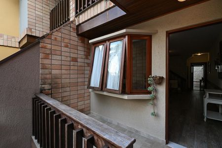 Casa para alugar com 95m², 2 quartos e 2 vagasEntrada