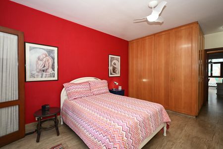 Casa para alugar com 95m², 2 quartos e 2 vagasSuíte 2