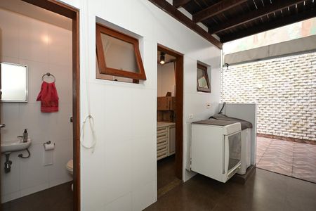 Casa para alugar com 95m², 2 quartos e 2 vagasÁrea de Serviço 