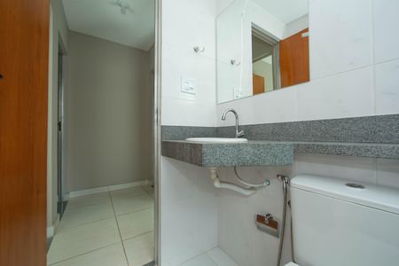 Apartamento para alugar com 57m², 3 quartos e 1 vagaBANHEIRO1