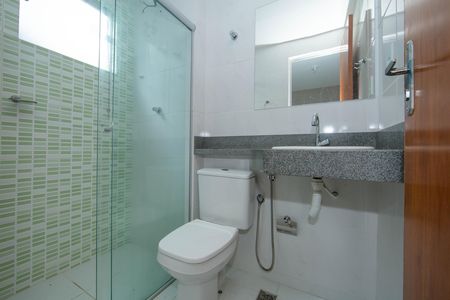 Apartamento para alugar com 57m², 3 quartos e 1 vagaBANHEIRO2