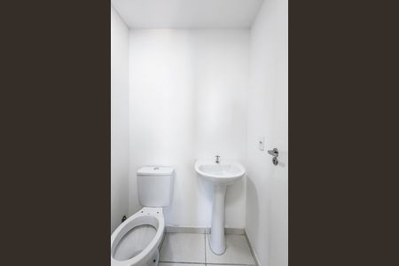 Apartamento para alugar com 55m², 2 quartos e 1 vaga Apartamento para alugar com 55m², 2 quartos e 1 vagaBanheiro