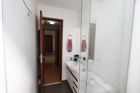 Apartamento à venda com 114m², 3 quartos e 2 vagasBanheiro Social