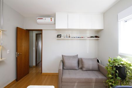 Apartamento à venda com 114m², 3 quartos e 2 vagasQuarto 3