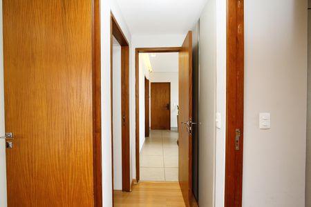 Apartamento à venda com 114m², 3 quartos e 2 vagasCorredor