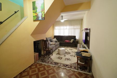 Sala de casa para alugar com 3 quartos, 216m² em Iapi, Osasco